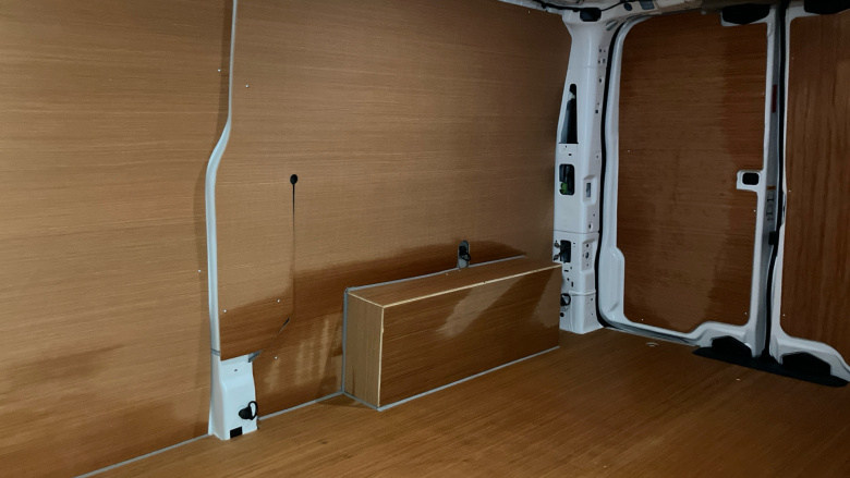 Volkswagen Transporter T32 Lwb Diesel 2.0 TDI 150 Commerce Plus Van